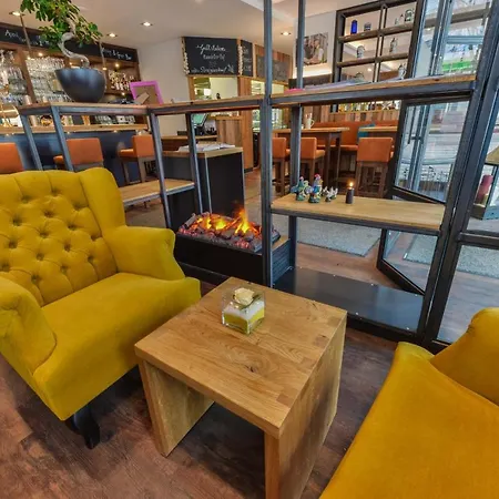 Business Boardinghouse Augsburg, Zentral, Ruhig & Mit Parkplatz Hotel 3*