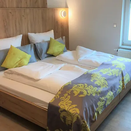 Business Boardinghouse Augsburg, Zentral, Ruhig & Mit Parkplatz 3* 奥格斯堡