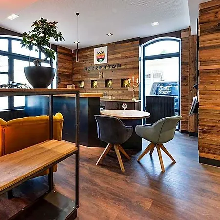 Business Boardinghouse Augsburg, Zentral, Ruhig & Mit Parkplatz Hotel 3*