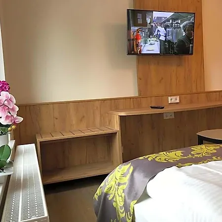 Ξενοδοχείο Business Boardinghouse Augsburg, Zentral, Ruhig & Mit Parkplatz Aψβούργη