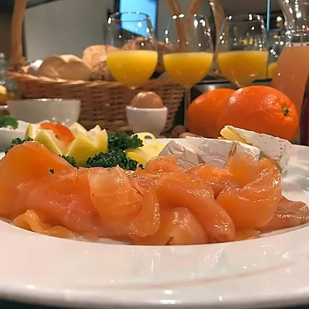 Hotel Business Boardinghouse Augsburg, Zentral, Ruhig & Mit Parkplatz 3*