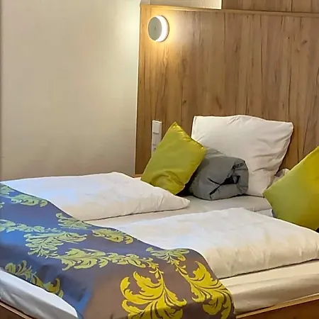 Hotel Business Boardinghouse Augsburg, Zentral, Ruhig & Mit Parkplatz 3*