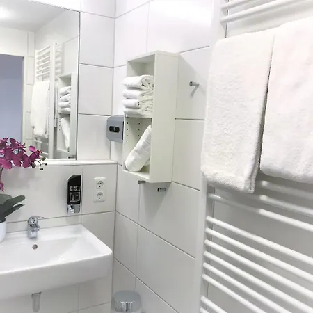 Business Boardinghouse Augsburg, Zentral, Ruhig & Mit Parkplatz Aψβούργη