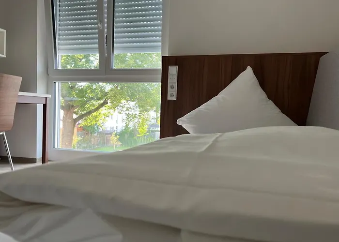 Business Boardinghouse Augsburg, Zentral, Ruhig & Mit Parkplatz